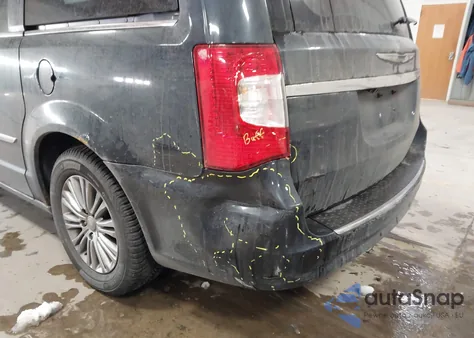 2013 Chrysler Town & Country Touring-L из США, поврежденный, VIN 2C4RC1CG2DR737452